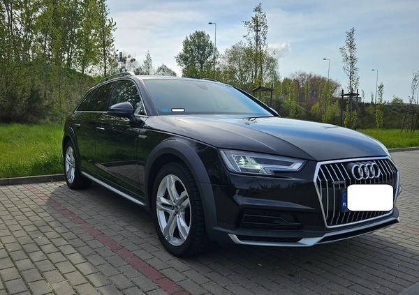 Audi A4 Allroad cena 132950 przebieg: 93760, rok produkcji 2019 z Słupsk małe 379